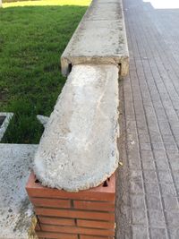 6 baranda de cemento calle antes